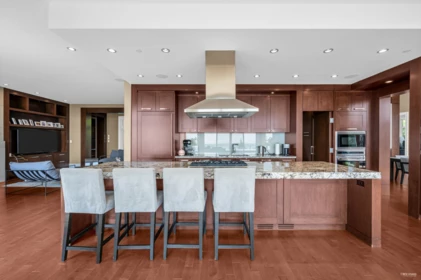 Breakfast Nook Photo of 2705 Highview Place, West Vancouver, BC