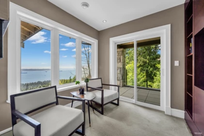 Garden / Landscaping Photo of 2705 Highview Place, West Vancouver, BC