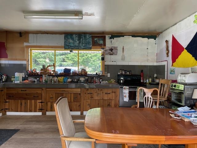 Dining Area Photo of 31244 Mary Street, Yale, BC
