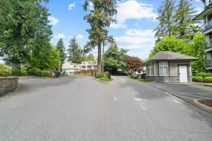 103 33318 E Bourquin Crescent, Abbotsford, BC, Abbotsford — Apartment/Condo for sale
