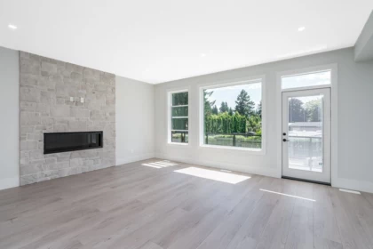 Breakfast Nook Photo of 34059 Woodbine Street, Abbotsford, BC