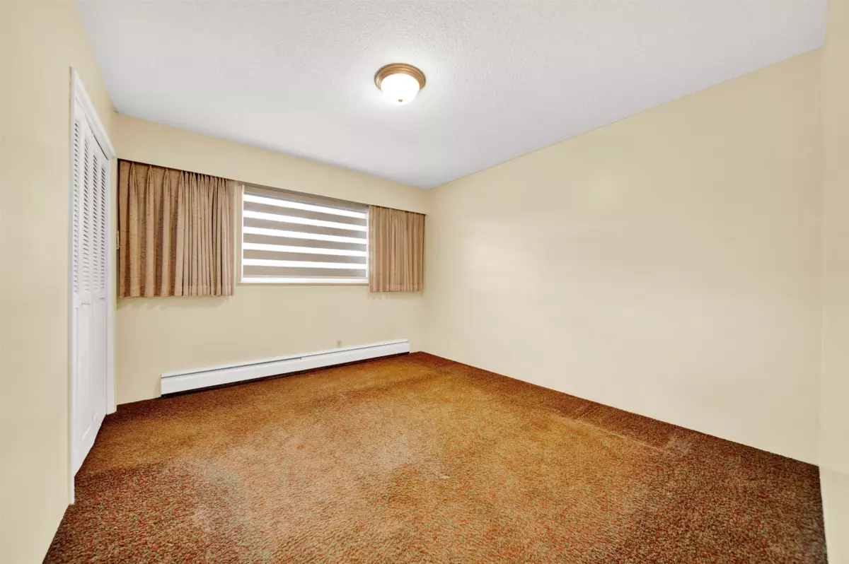 Basement Recreation Room Photo of 3760 Bargen Drive, Richmond, BC