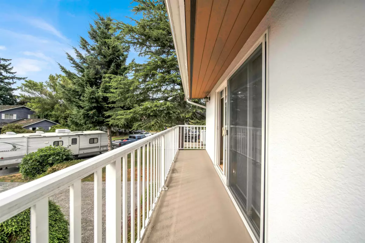 Loft / Bonus Room Photo of 3760 Bargen Drive, Richmond, BC