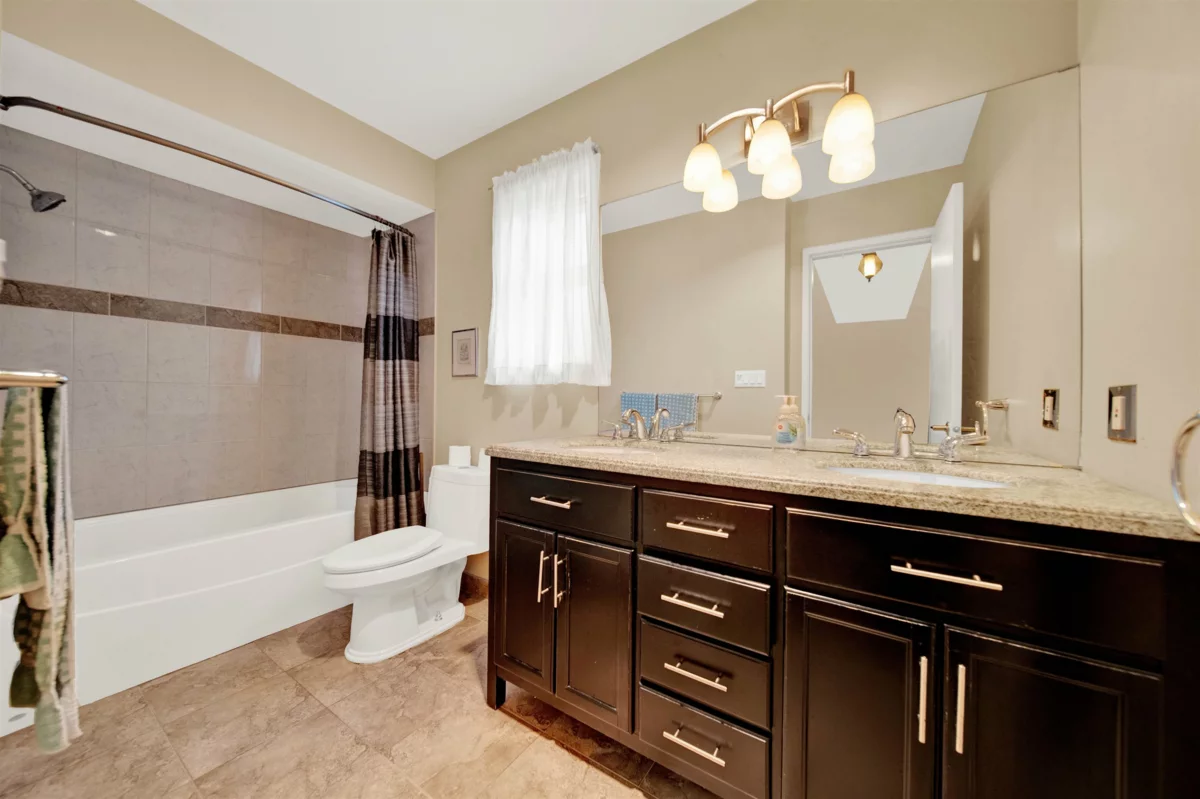 Mudroom Photo of 3760 Bargen Drive, Richmond, BC