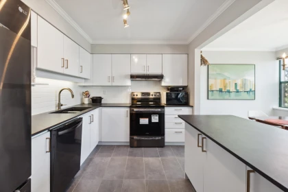 201 1555 Eastern Avenue, North Vancouver, BC, North Vancouver — Apartment/Condo for sale