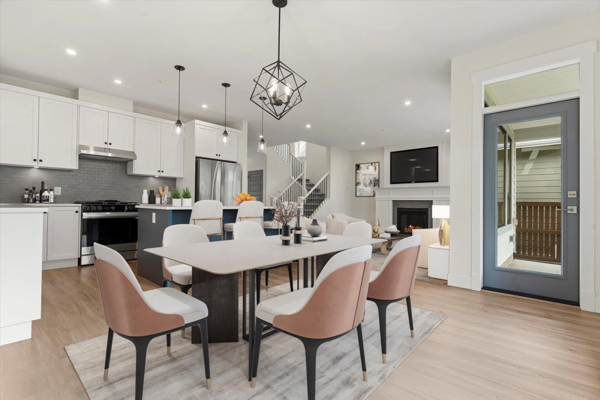 Kitchen Island Photo of 114 46211 Promontory Road, Chilliwack, BC