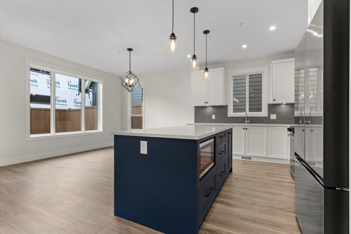 Kitchen Photo of 114 46211 Promontory Road, Chilliwack, BC