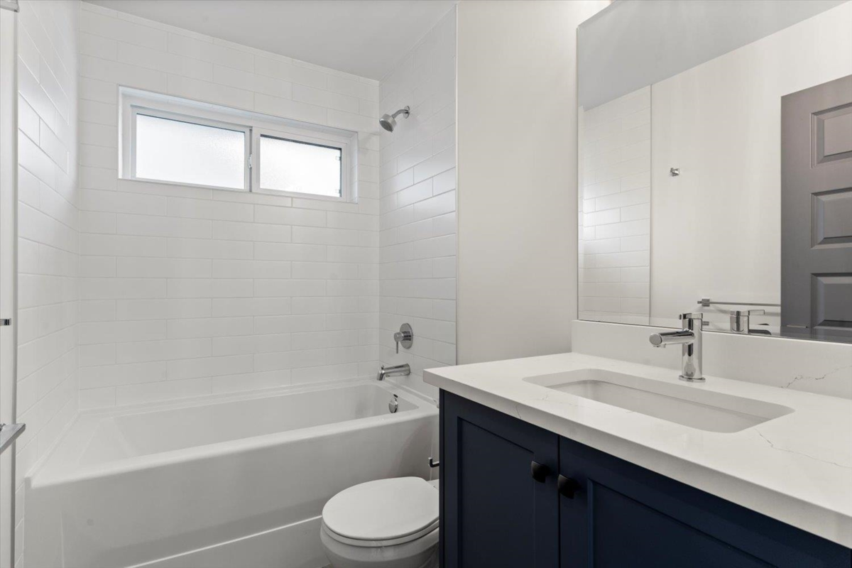 Staircase Photo of 114 46211 Promontory Road, Chilliwack, BC