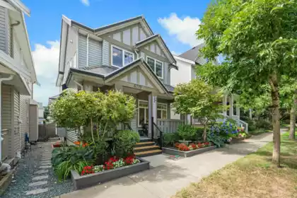 6719 193b Street, Surrey, BC, Surrey — Single Family Residence for sale
