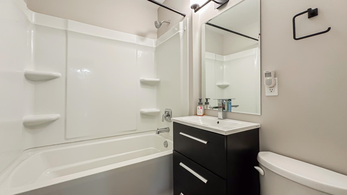 Entry Foyer Photo of 11185 272 Street, Maple Ridge, BC