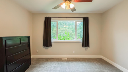 Powder Room Photo of 11185 272 Street, Maple Ridge, BC