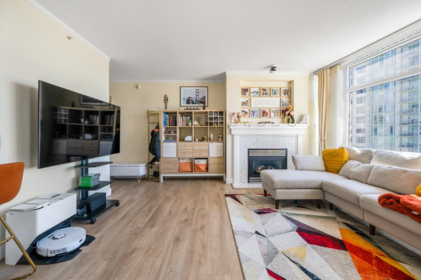 2608 198 Aquarius Mews, Vancouver, BC, Vancouver — Apartment/Condo for sale