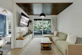 302 733 W 3rd Street, North Vancouver, BC