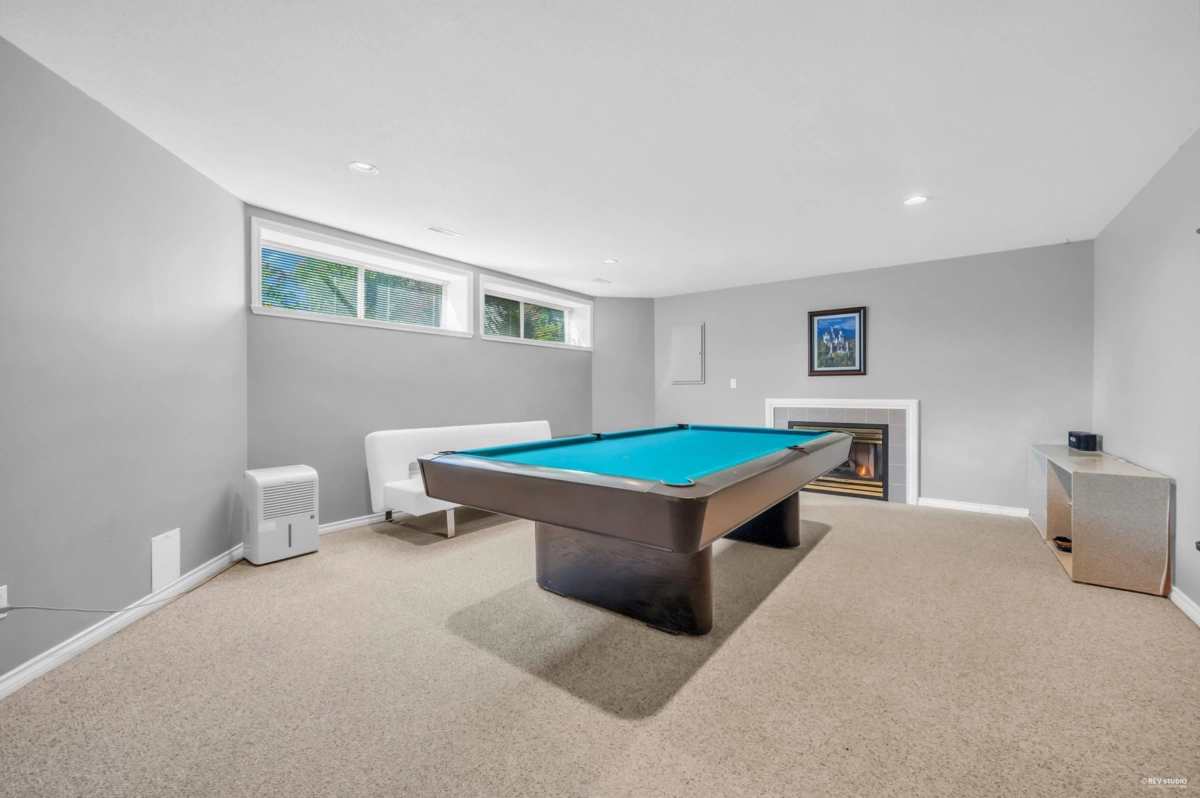 Hot Tub / Spa Photo of 3945 Braemar Place, North Vancouver, BC