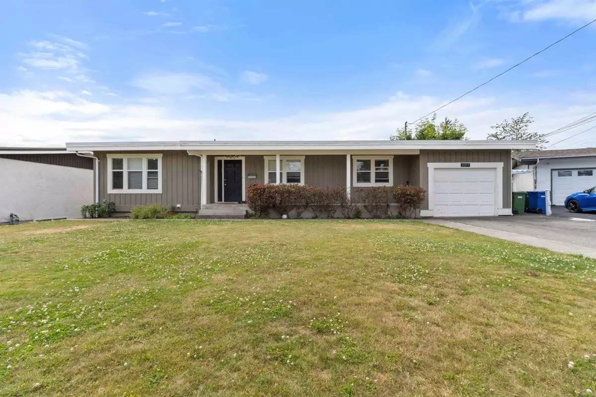 Exterior Rear Photo of 2277 Rainier Street, Abbotsford, BC