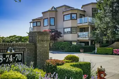 101 70 Richmond Street, New Westminster, BC, New Westminster — Apartment/Condo for sale