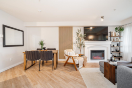 211 3132 Dayanee Springs Boulevard, Coquitlam, BC