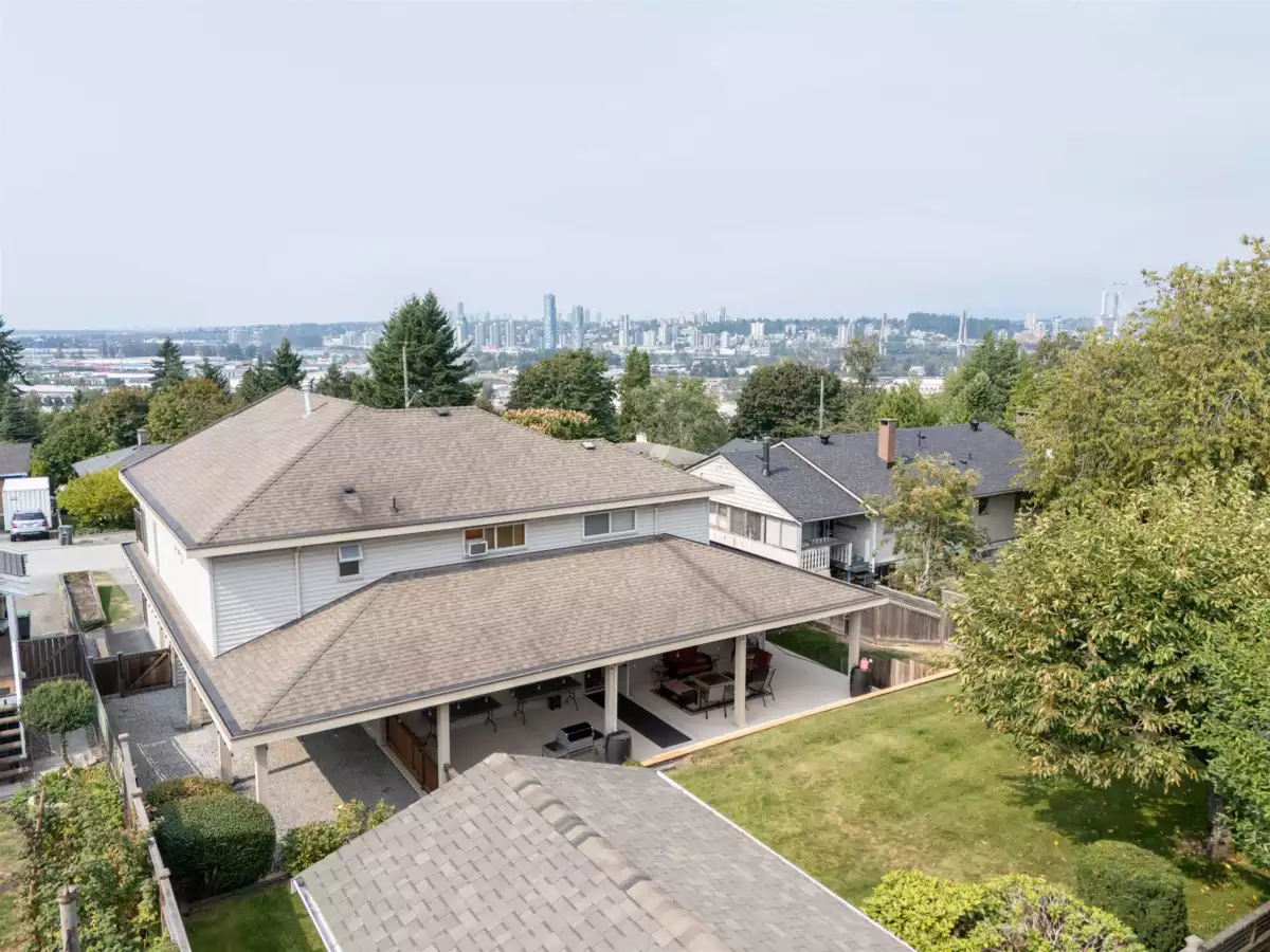 Dining Area Photo of 10248 124a Street, Surrey, BC