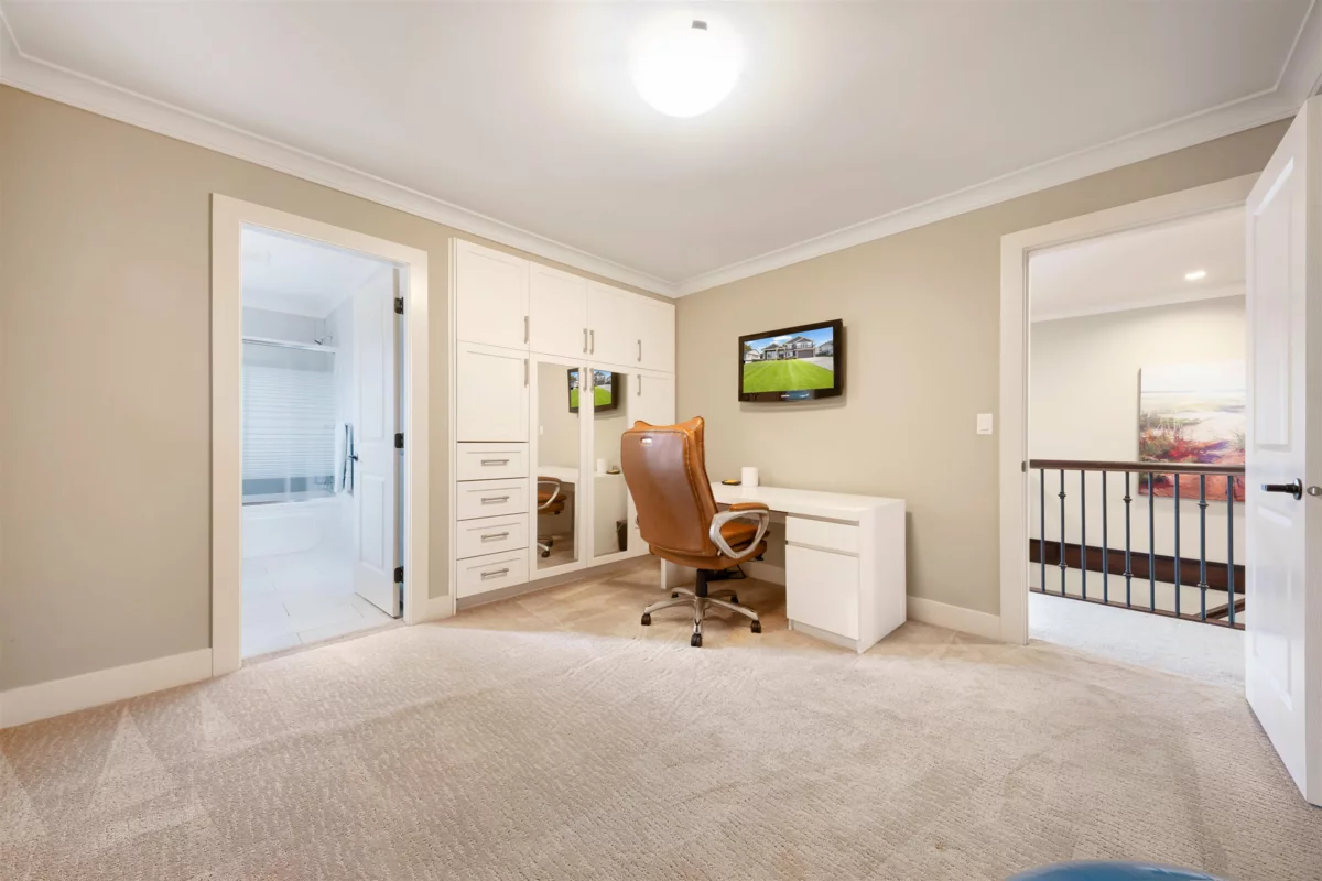 Hot Tub / Spa Photo of 10248 124a Street, Surrey, BC