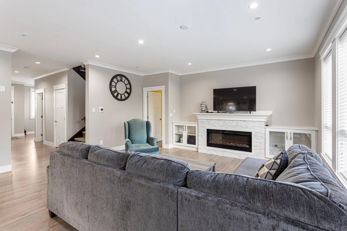 Family Room Photo of 20417 Hartnell Avenue, Maple Ridge, BC