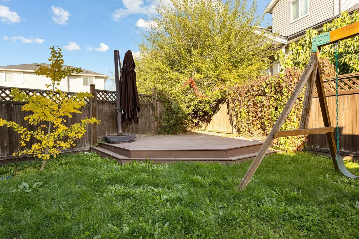 Hallway Photo of 20417 Hartnell Avenue, Maple Ridge, BC