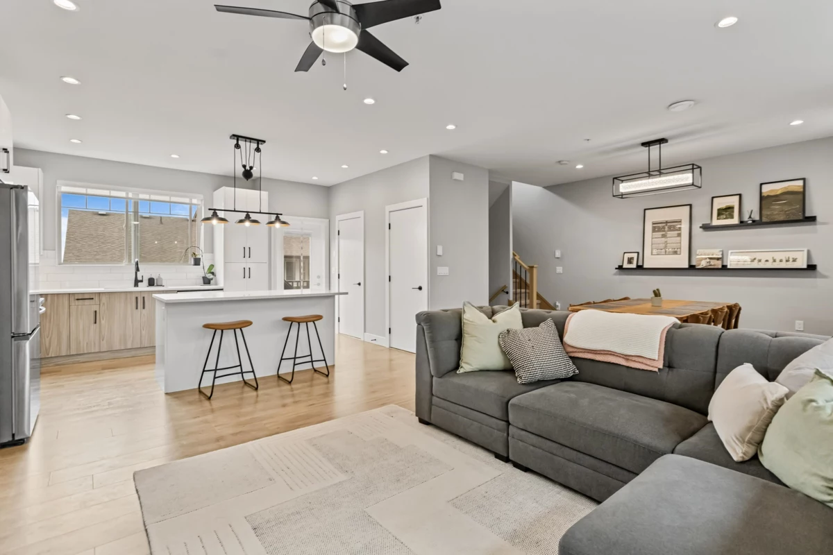 Family Room Photo of 7 23710 133 Avenue, Maple Ridge, BC