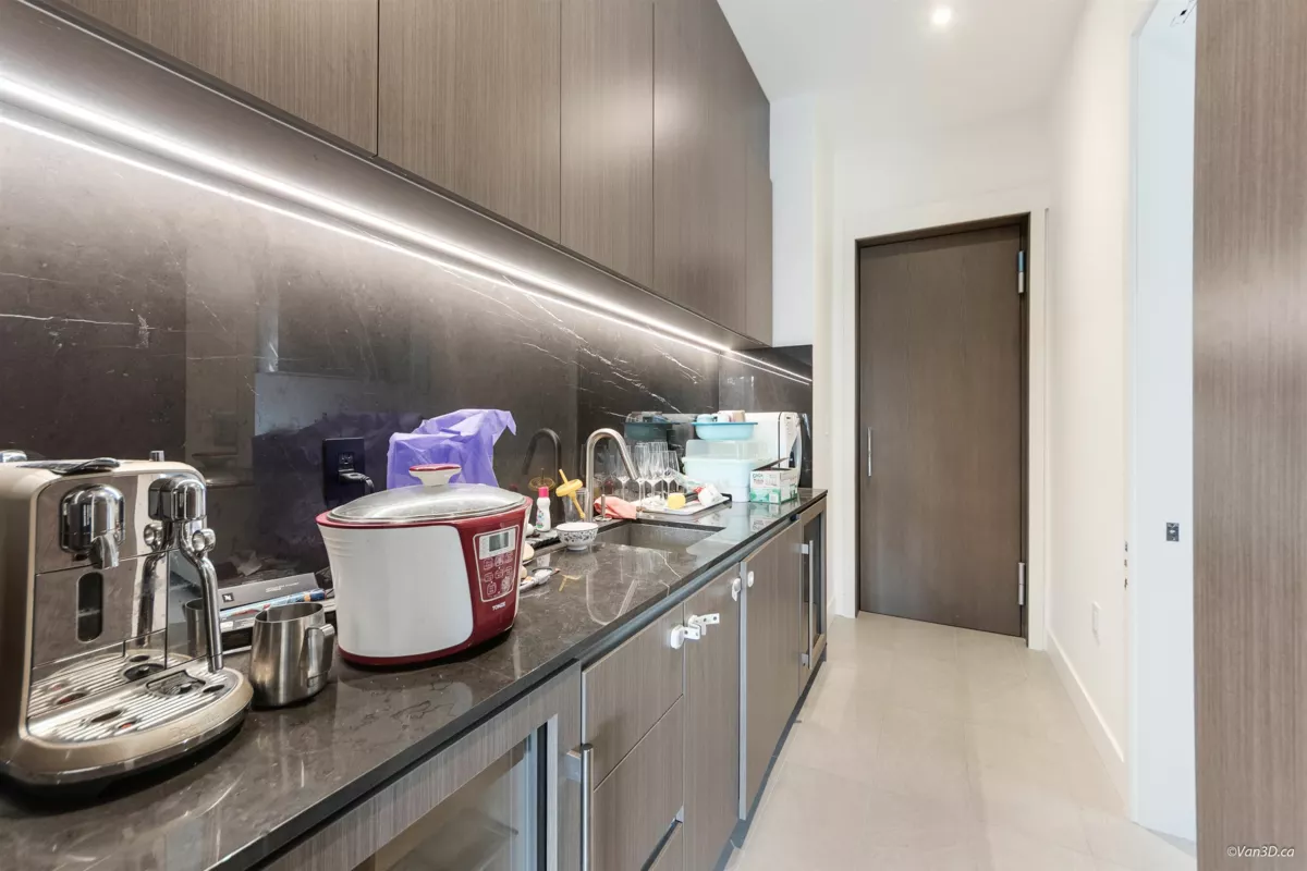 Bedroom 3 Photo of 1041 W 53rd Avenue, Vancouver, BC