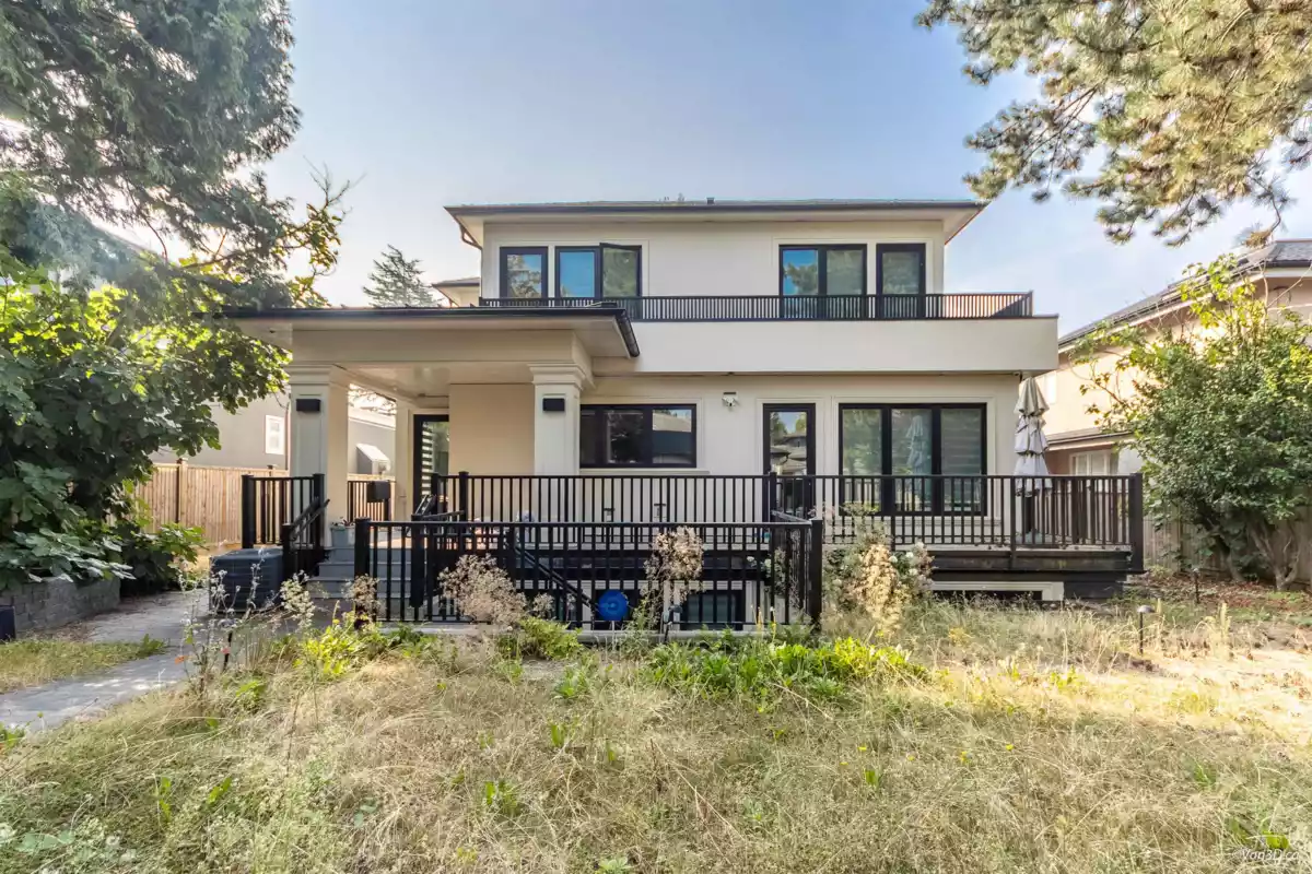 Community Amenities Photo (Clubhouse) of 1041 W 53rd Avenue, Vancouver, BC