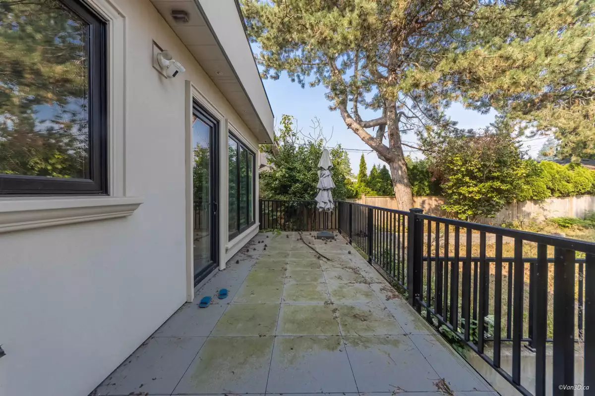 Neighborhood Park Photo Near 1041 W 53rd Avenue, Vancouver, BC