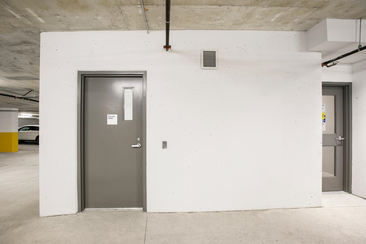 Hot Tub / Spa Photo of PH 1103 2325 Emery Court, North Vancouver, BC