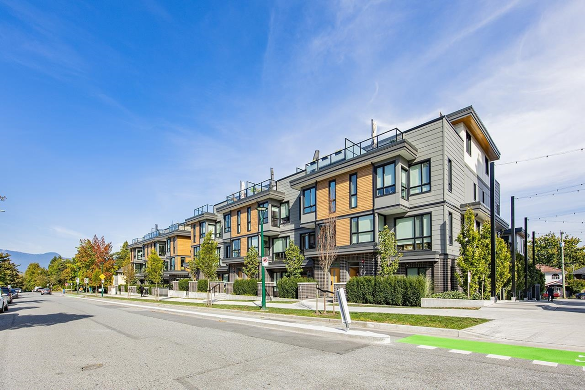 Aerial View of 3956 Dumfries Street, Vancouver, BC