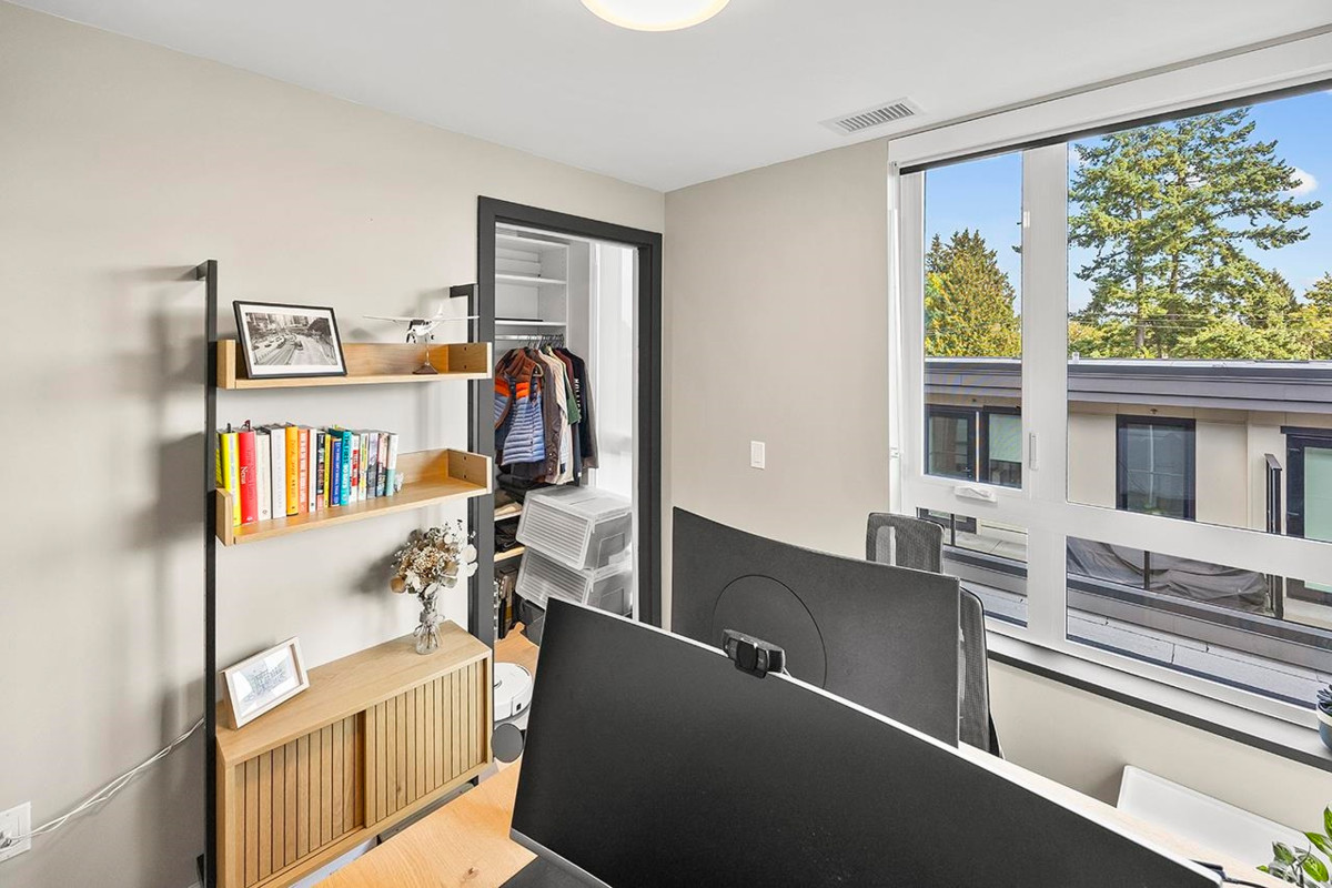 Basement Recreation Room Photo of 3956 Dumfries Street, Vancouver, BC