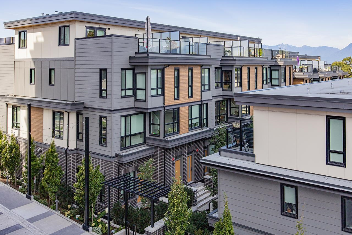 Living Room Photo of 3956 Dumfries Street, Vancouver, BC
