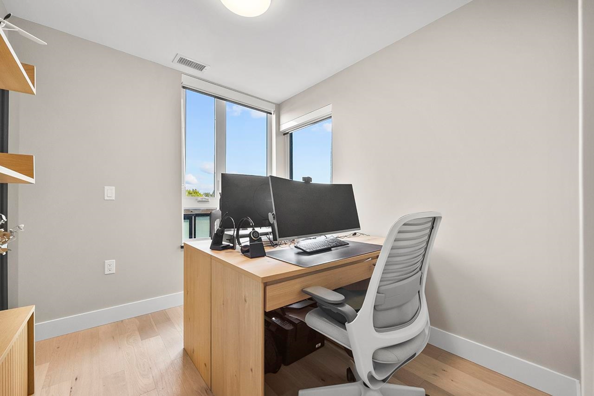 Loft / Bonus Room Photo of 3956 Dumfries Street, Vancouver, BC