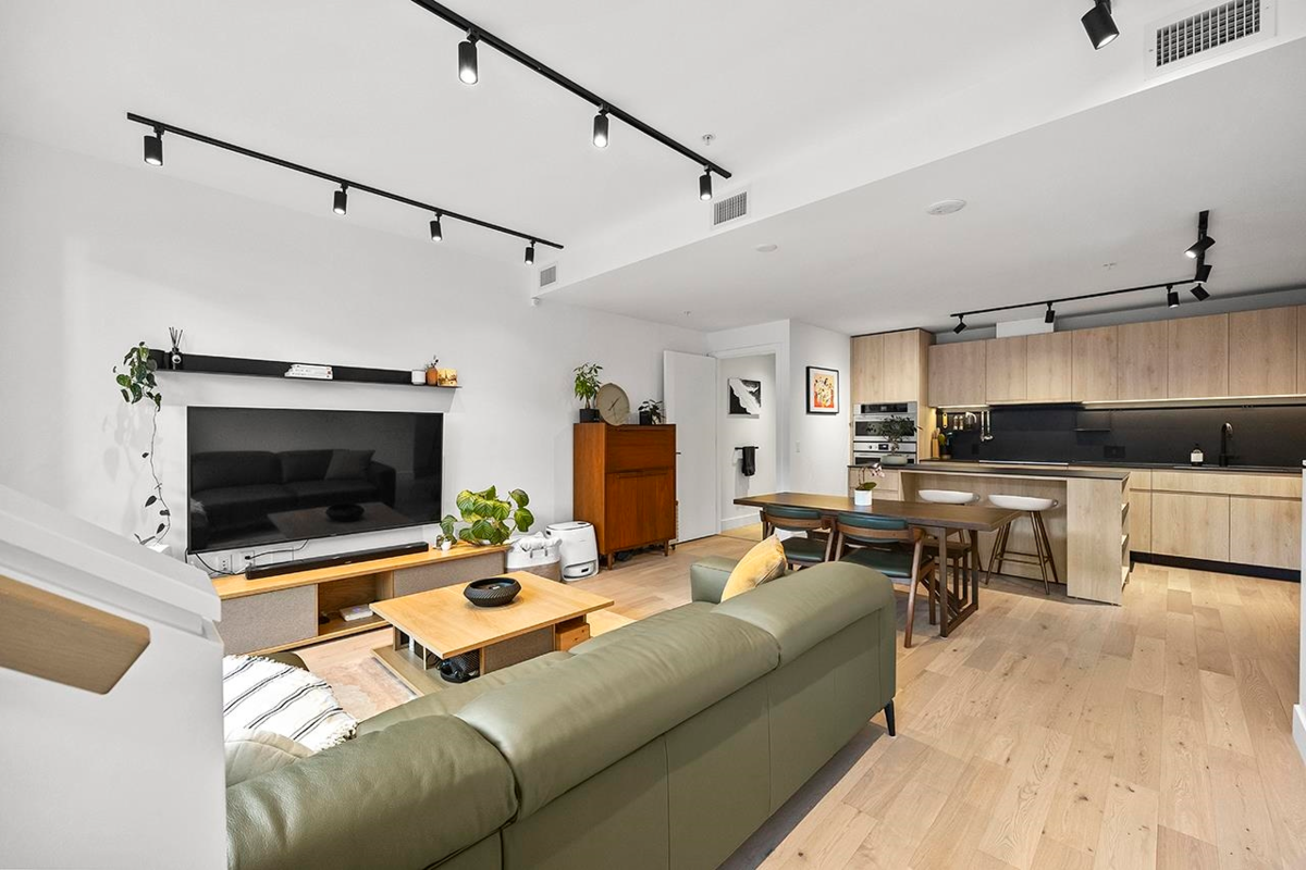 Pantry Photo of 3956 Dumfries Street, Vancouver, BC