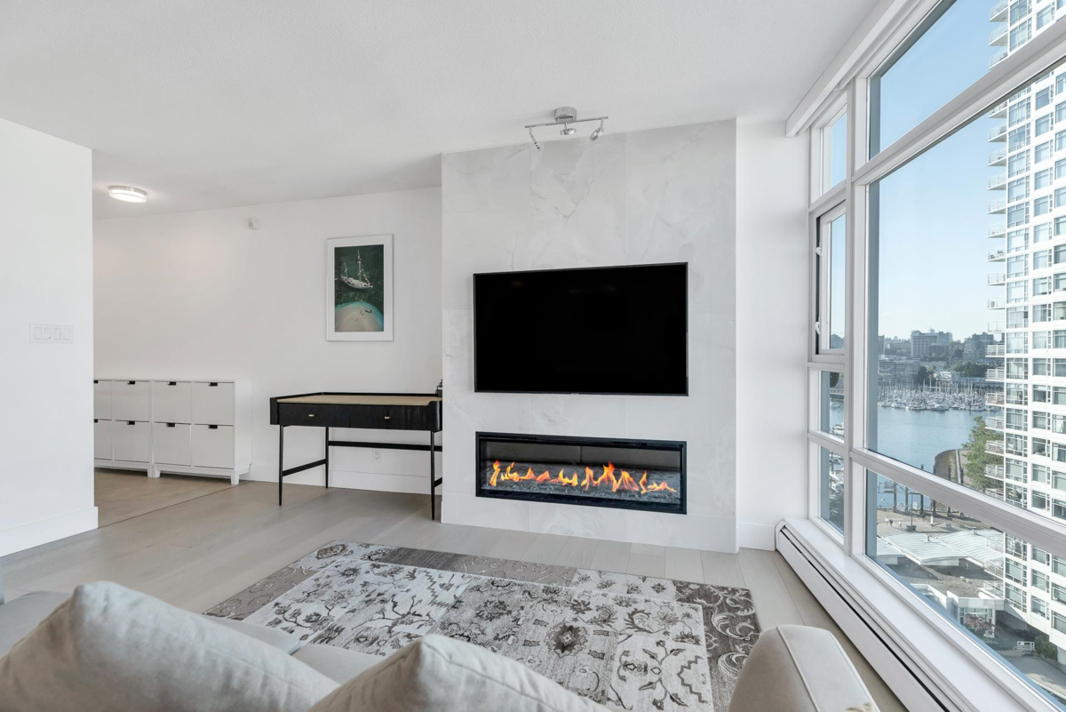 Breakfast Nook Photo of 1608 198 Aquarius Mews, Vancouver, BC