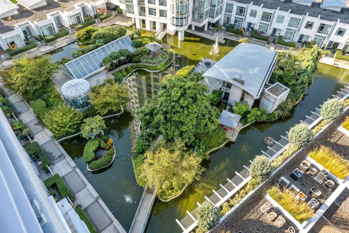 Laundry Room Photo of 1608 198 Aquarius Mews, Vancouver, BC