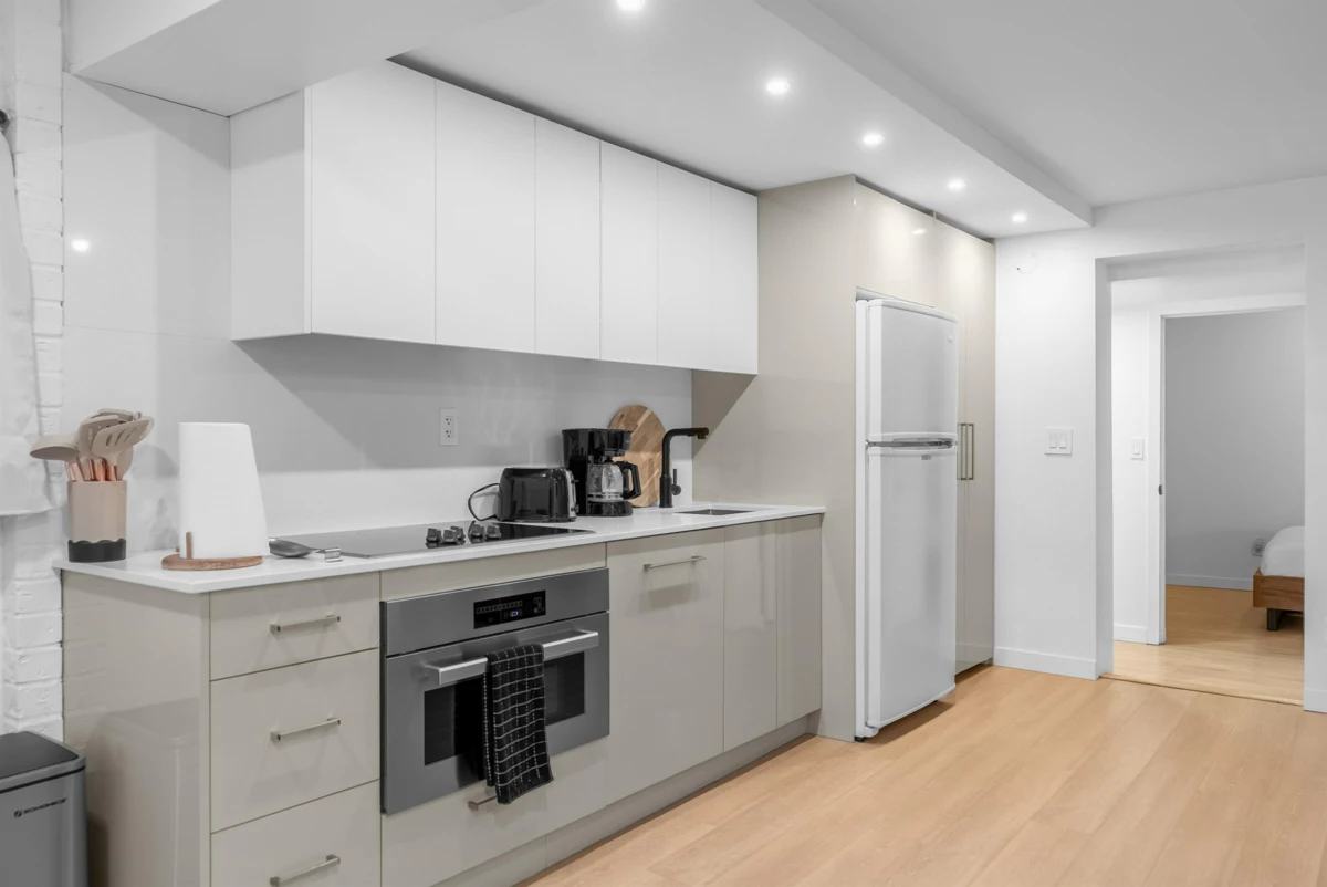 Entry Foyer Photo of 1835 Arborlynn Drive, North Vancouver, BC