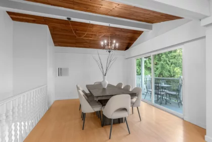 Kitchen Island Photo of 1835 Arborlynn Drive, North Vancouver, BC