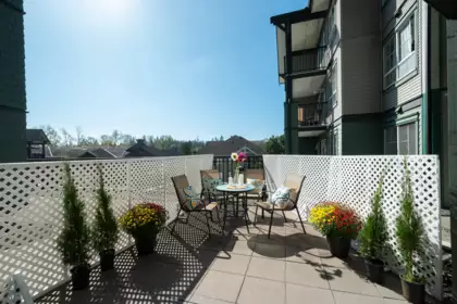 213 9098 Halston Court, Burnaby, BC, Burnaby — Apartment/Condo for sale