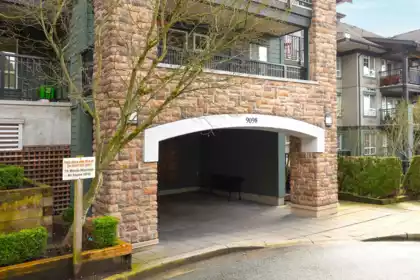 213 9098 Halston Court, Burnaby, BC, Burnaby — Apartment/Condo for sale
