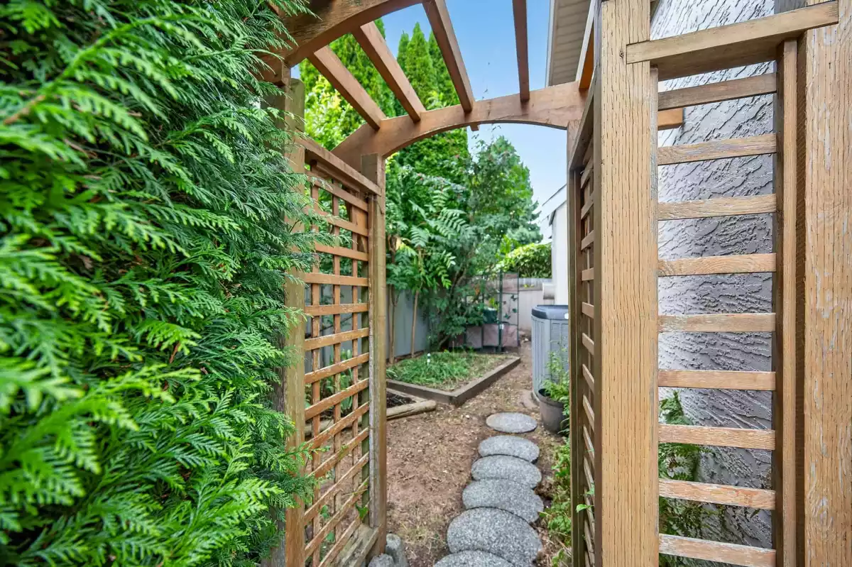 Fitness Center Photo Near 5663 186a Street, Surrey, BC