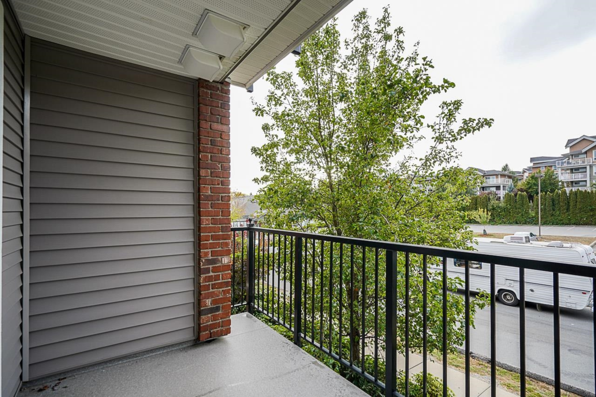 Hot Tub / Spa Photo of 316 6480 195a Street, Surrey, BC