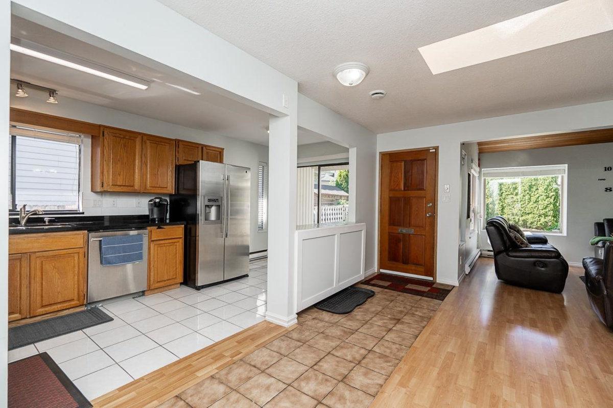 Office / Den Photo of 6094 Walker Avenue, Burnaby, BC