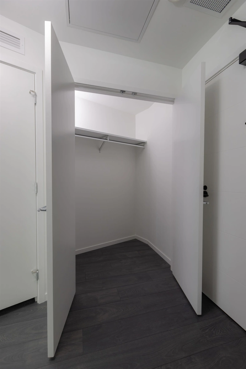 Living Room Photo of 850 6500 Minoru Boulevard, Richmond, BC