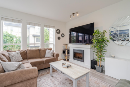36 19477 72a Avenue, Surrey, BC, Surrey — Townhouse for sale
