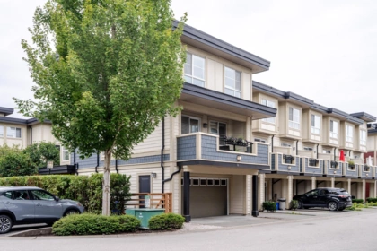 36 19477 72a Avenue, Surrey, BC, Surrey — Townhouse for sale
