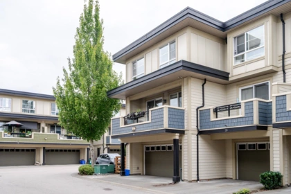36 19477 72a Avenue, Surrey, BC, Surrey — Townhouse for sale