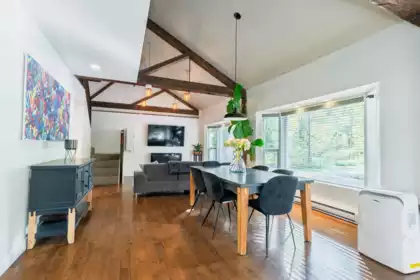 Kitchen Photo of 26651 Cunningham Avenue, Maple Ridge, BC