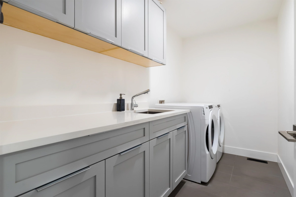 Basement Recreation Room Photo of 7 3535 Princeton Avenue, Coquitlam, BC